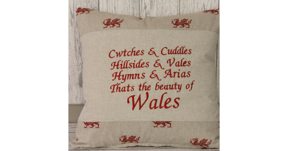 Cwtches and cuddles welsh quotes Welsh dragon panel 16" cushion Crefftus